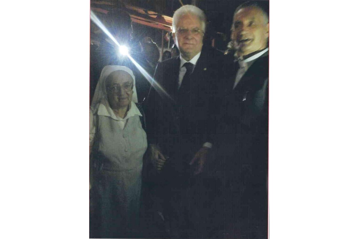 Sr. Maria Testa e P. Sergio Ianeselli con il Presidente Mattarella