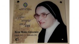 Targa in ricodo di Sr. Maria Gregorini